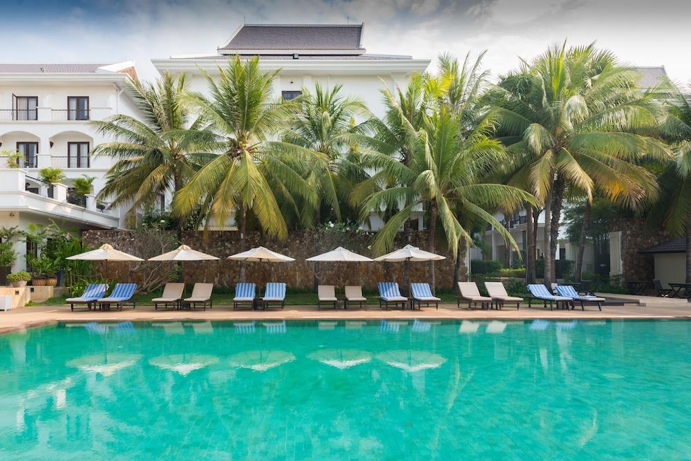 The Privilege Floor By Lotus Blanc Siem Reap Exteriör bild