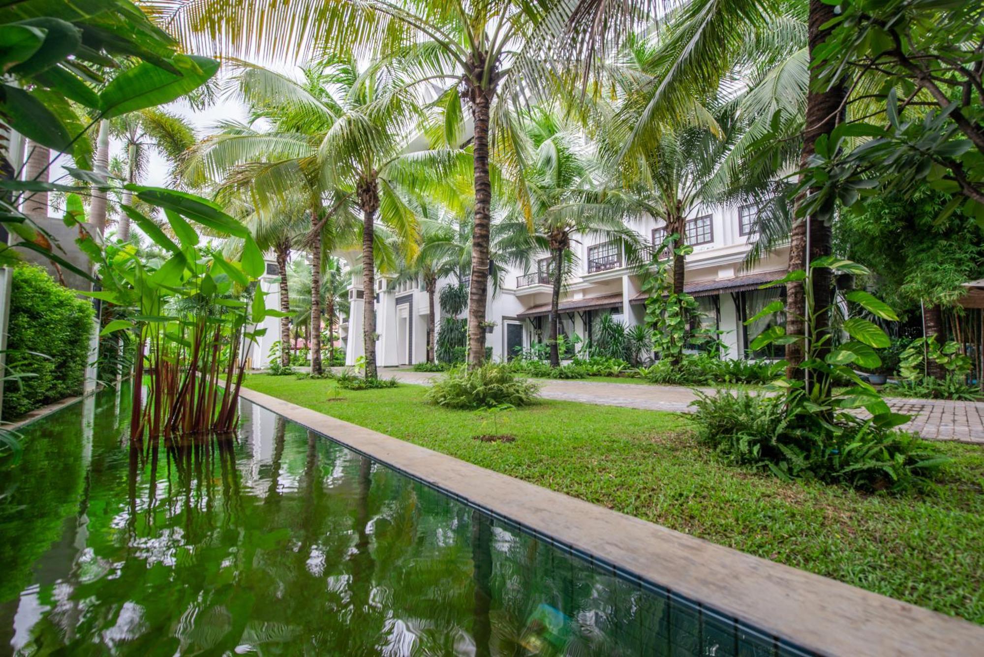 The Privilege Floor By Lotus Blanc Siem Reap Exteriör bild